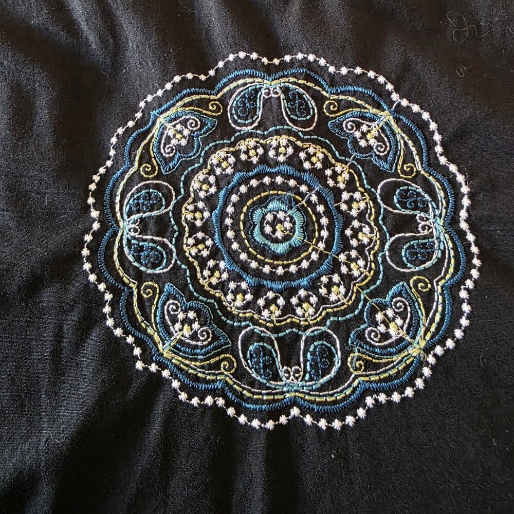 HEART SOUL Embroidered Cotton Wrap Skirt - Boho Medallion Festival Chic 3/S - Picture 7 of 12